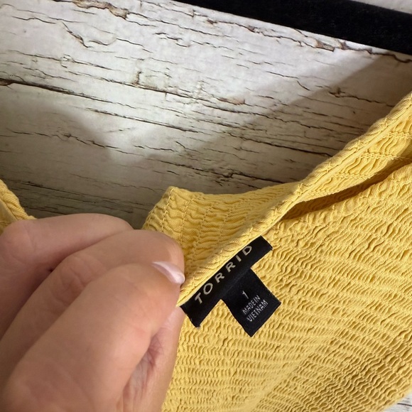 Torrid Yellow Midi Dress size 1 - Picture 5 of 8